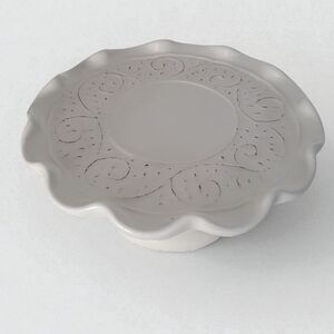 Maioliche Jessica Ceramic Pedestal Small Cake Plate Ivory Ruffled Made In Italy